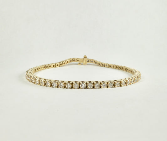 Round Brilliant Cut Diamond Tennis Bracelet