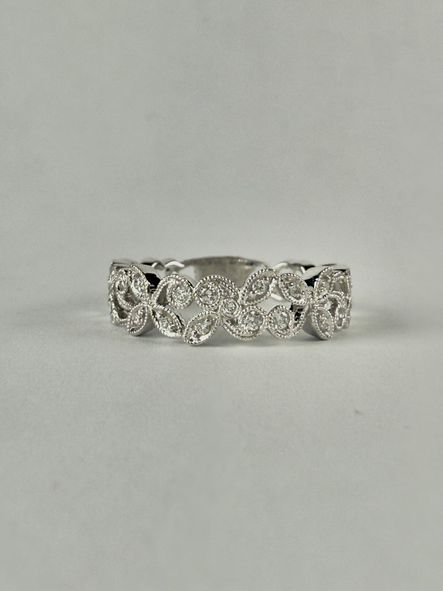 Diamond Anniversary Band