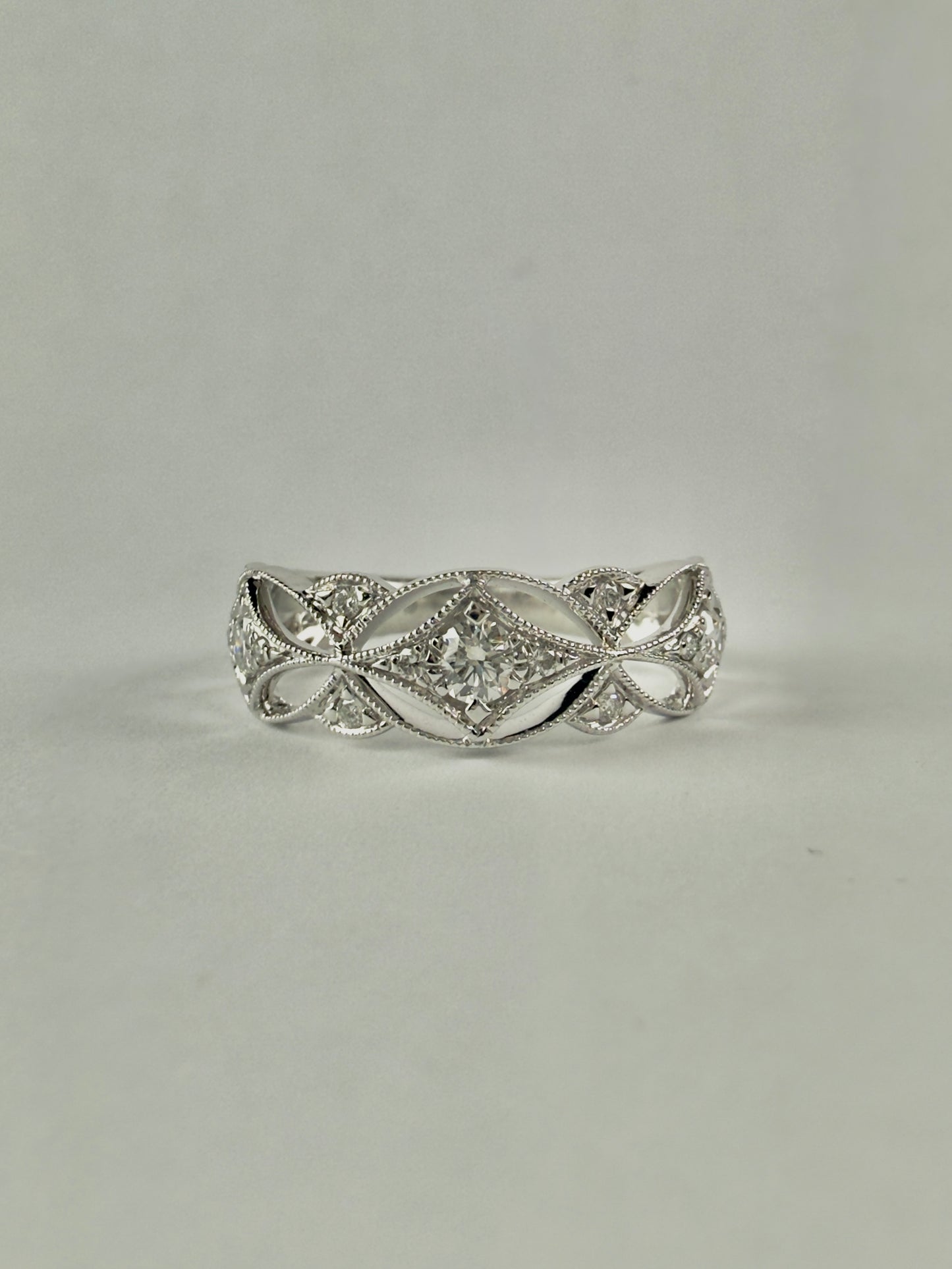 Diamond Anniversary Band