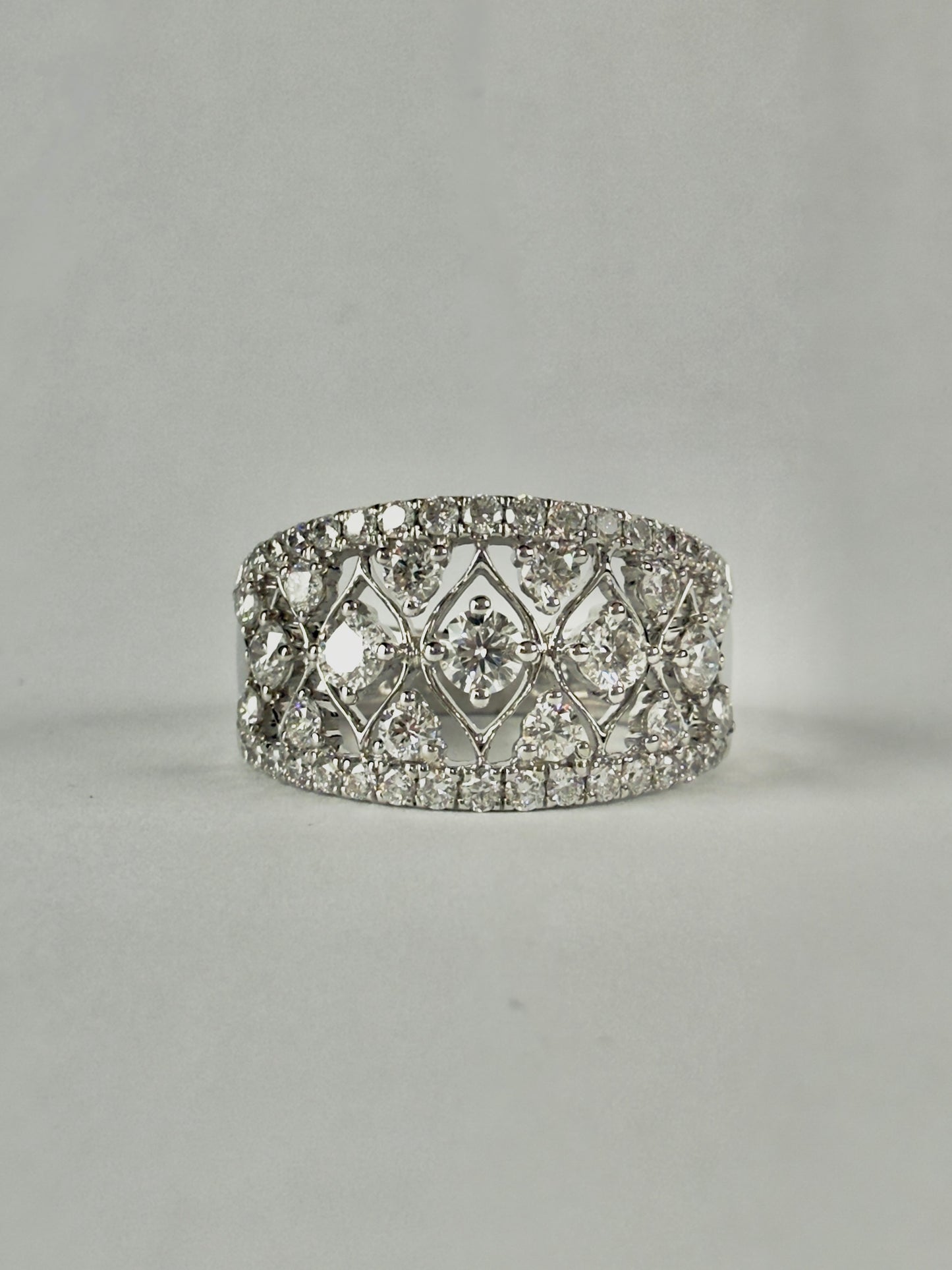 Diamond Anniversary Band