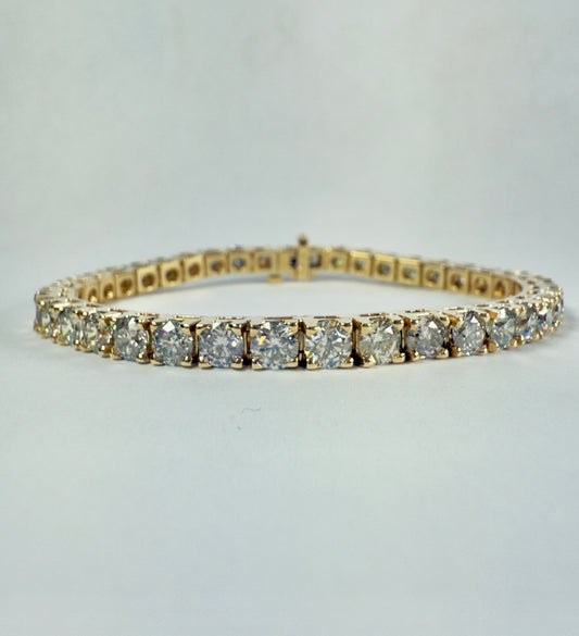 Round Brilliant Cut Diamond Tennis Bracelet