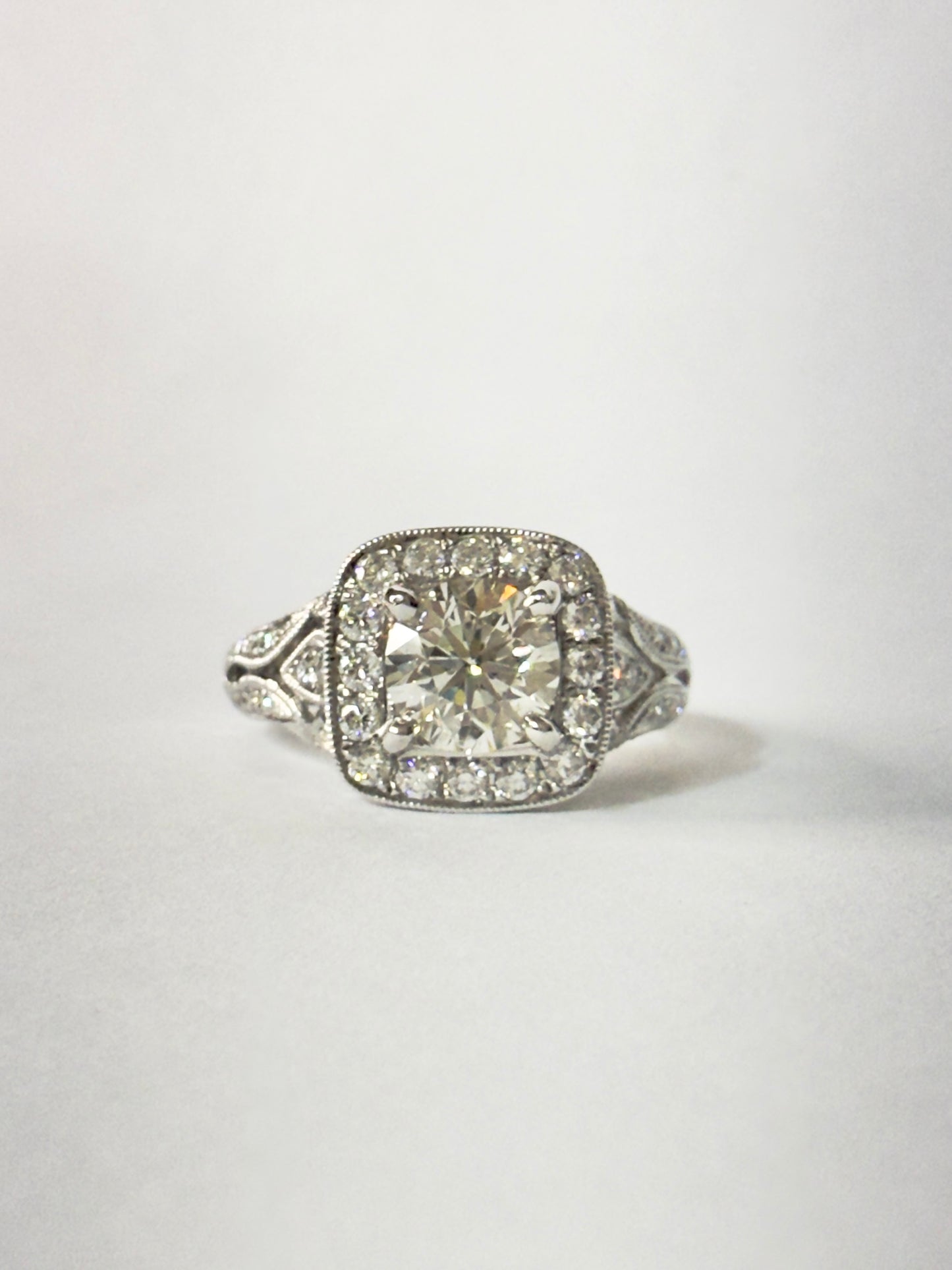 Round Halo Diamond Engagement Ring