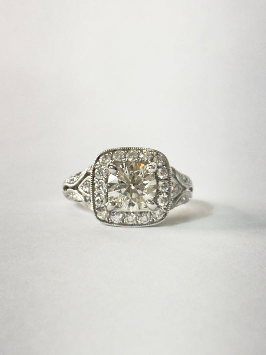 Round Halo Diamond Engagement Ring